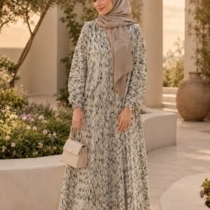 White Cheel Abaya